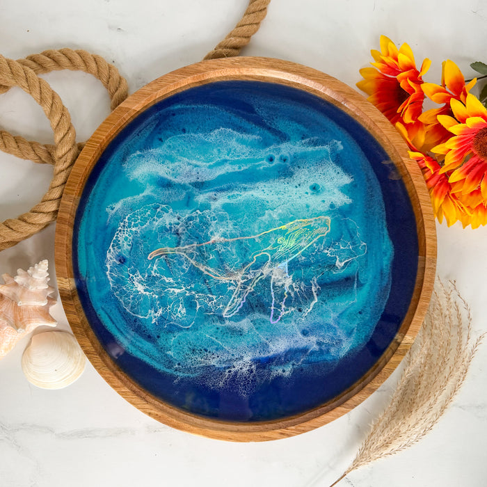 Ocean Waves Turntable Silver Whale