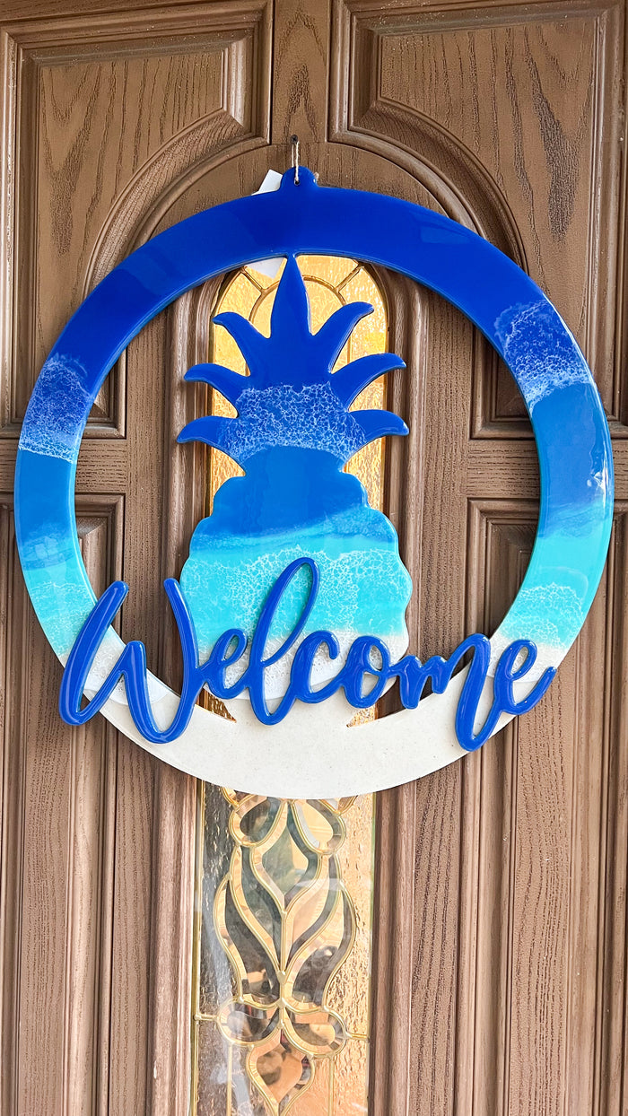 Pineapple Welcome Sign