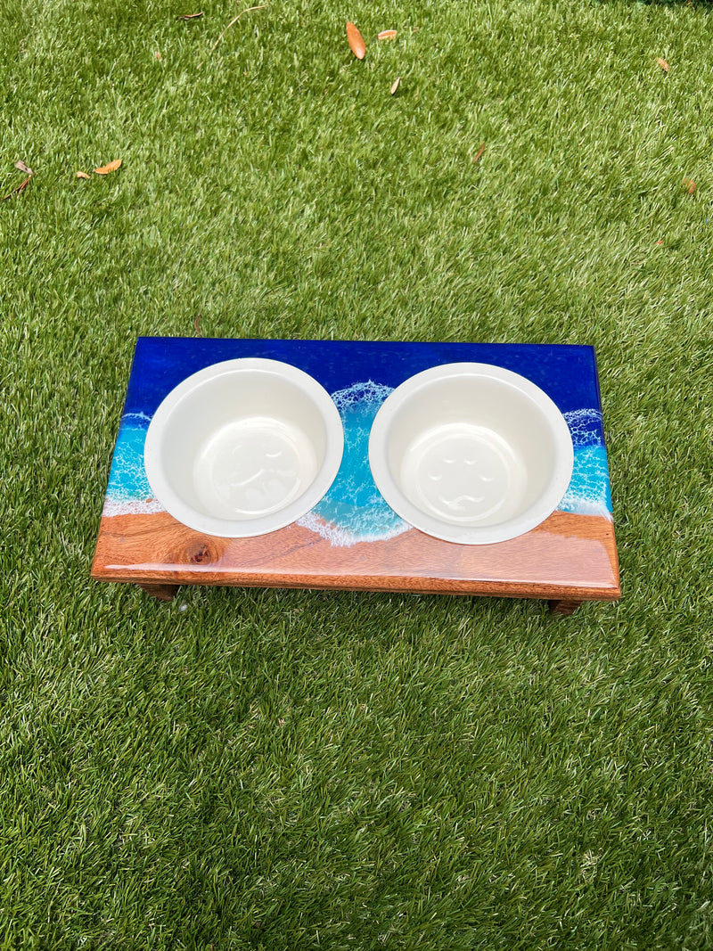 Live Edge Small Dog Feeding Station